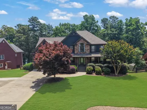 4418 Shellie Ln, Oakwood, GA 30566