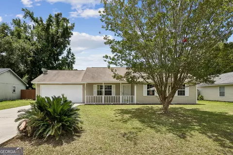 103 Almond Cir, Kingsland, GA 31548