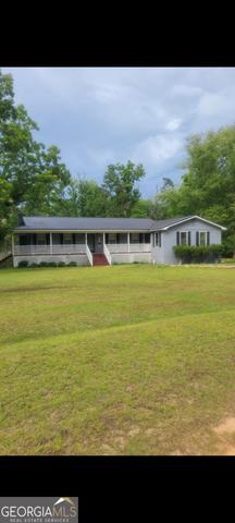 185 Veal St, Swainsboro, GA 30401