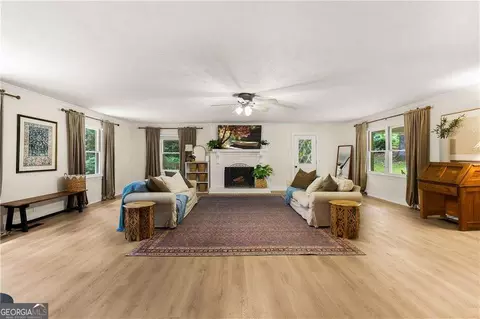 Living - 174 Sunset Pl, Canton, GA 30114 photo 2 of 3