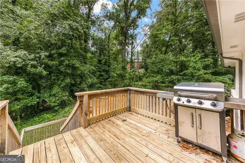 Exterior - 174 Sunset Pl, Canton, GA 30114 photo 8 of 10