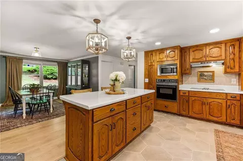 Kitchen - 174 Sunset Pl, Canton, GA 30114 photo 3 of 5
