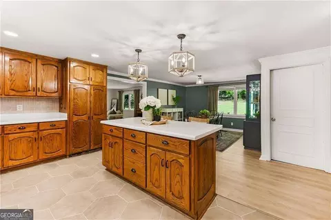 Kitchen - 174 Sunset Pl, Canton, GA 30114 photo 4 of 5