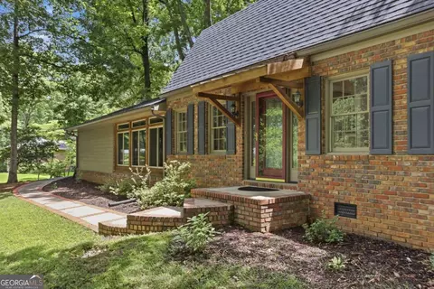 643 Grove Pkwy SE, Marietta, GA 30067