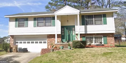 6049 Fairfield Dr, Morrow, GA 30260