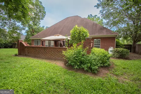 Exterior - 107 Arbor Ln, Centerville, GA 31028 photo 8 of 10