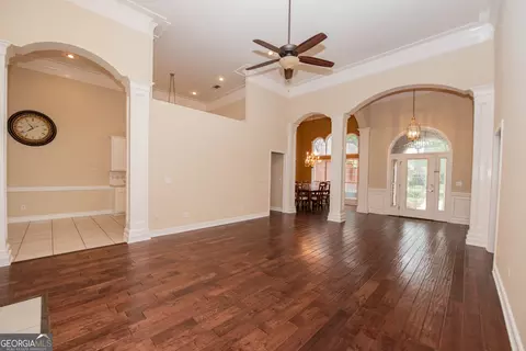 Living - 107 Arbor Ln, Centerville, GA 31028 photo 6 of 7