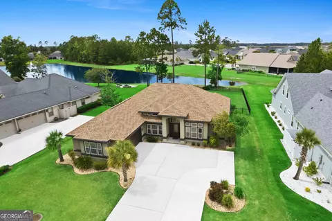 214 Fiddlers Cove Dr, Kingsland, GA 31548