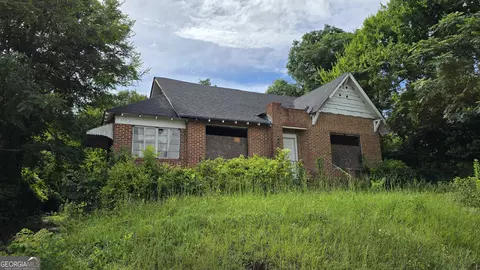 1295 Birch St, Macon, GA 31204