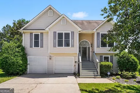 1391 Buckingham Ct, Hampton, GA 30228