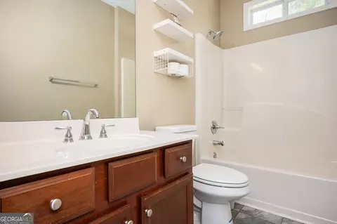 Bath - 1603 Highway 16 E, Jackson, GA 30233 photo 4 of 4