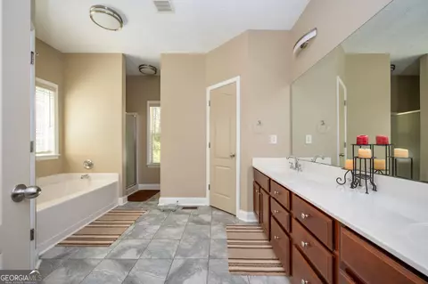 Bath - 1603 Highway 16 E, Jackson, GA 30233 photo 1 of 4