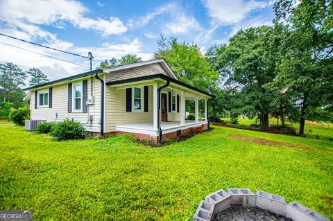 Exterior - 255 Mildred Dr, Cedartown, GA 30125 photo 18 of 22