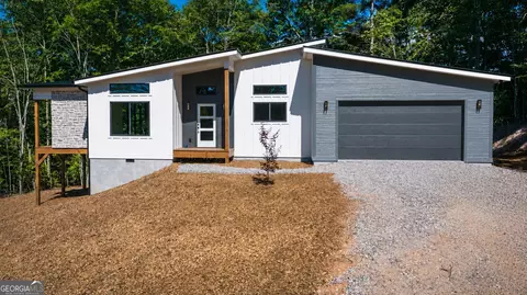 215 Brookhaven Dr, Blairsville, GA 30512