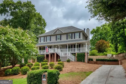 4697 Woodstone Ln, Peachtree Corners, GA 30096