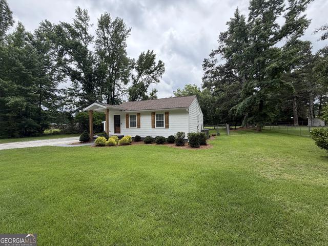 225 Moore Rd, Oxford, GA 30054
