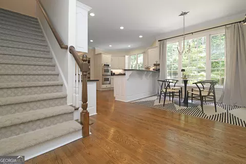 Entry Way - 103 Woodchase Dr, Lagrange, GA 30240 photo 2 of 4