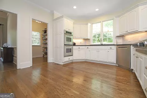 Kitchen - 103 Woodchase Dr, Lagrange, GA 30240 photo 4 of 7