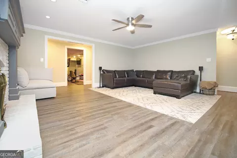 Living - 103 Woodchase Dr, Lagrange, GA 30240 photo 6 of 6