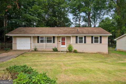 8845 Ashwood Dr, Riverdale, GA 30274