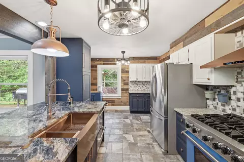 Kitchen - 466 Rose Ln, Toccoa, GA 30577 photo 1 of 4