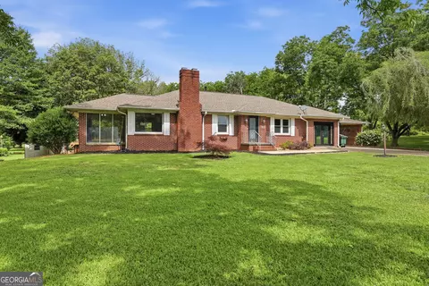 Exterior - 466 Rose Ln, Toccoa, GA 30577 photo 13 of 24