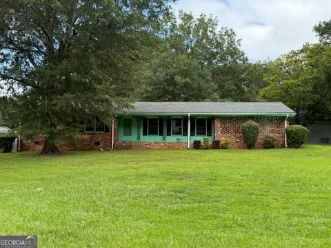 2935 Heather Dr, East Point, GA 30344