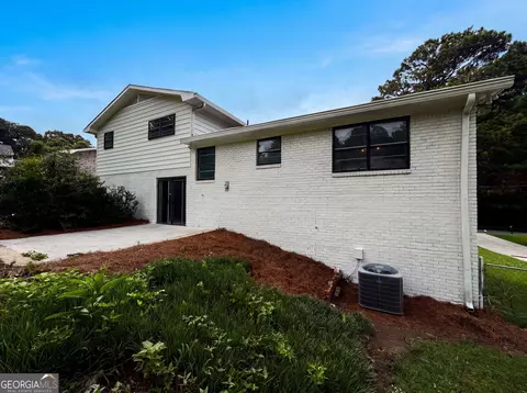 Exterior - 2904 Marlin Dr, Chamblee, GA 30341 photo 5 of 5