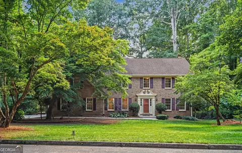 1903 Colony Oaks Dr, Snellville, GA 30078