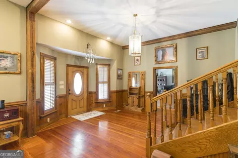 Entry Way - 224 Oak Ave, Pinehurst, GA 31070 photo 2 of 4