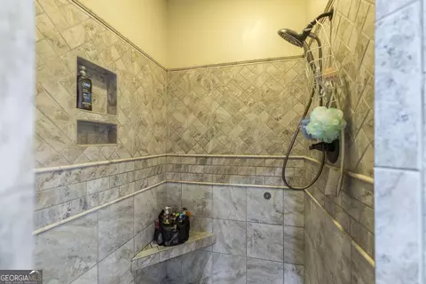 Bath - 224 Oak Ave, Pinehurst, GA 31070 photo 3 of 5
