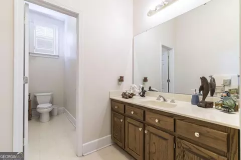Bath - 224 Oak Ave, Pinehurst, GA 31070 photo 5 of 5