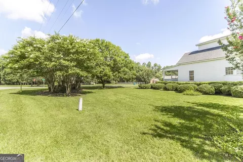 Exterior - 224 Oak Ave, Pinehurst, GA 31070 photo 8 of 16