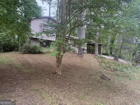 2930 Carriage Ln, College Park, GA 30349