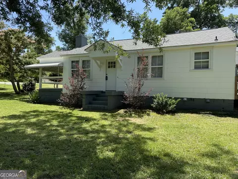 1511 W Poplar St, Griffin, GA 30224