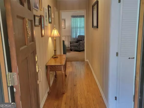 Entry Way - 146 Cascade Cir, Lagrange, GA 30241 photo 1 of 3