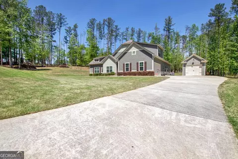 153 Carlow Ct, Newnan, GA 30263