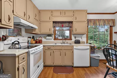 Kitchen - 149 Olde Hampton Way, Hampton, GA 30228 photo 1 of 7