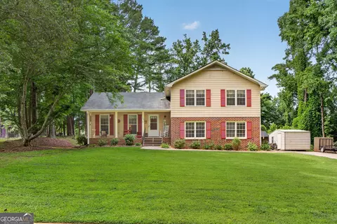 Exterior - 149 Olde Hampton Way, Hampton, GA 30228 photo 1 of 8