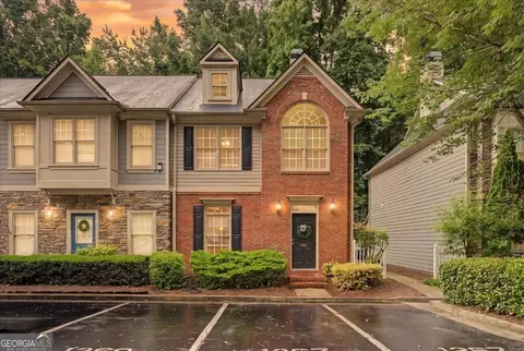 1267 Harris Commons Pl, Roswell, GA 30076