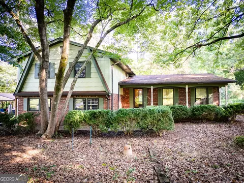 17 Valley Trl, Covington, GA 30014
