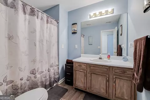 Bath - 39 Del A Rae Cir, Guyton, GA 31312 photo 3 of 3