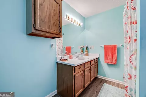 Bath - 39 Del A Rae Cir, Guyton, GA 31312 photo 1 of 3