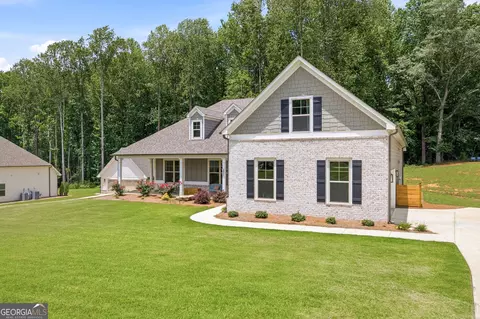 231 Camden Loop, Jefferson, GA 30549 photo 3