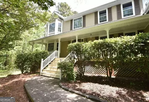 4162 Riverdale Dr, Snellville, GA 30039