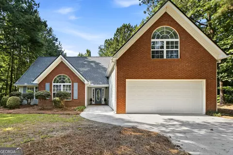 Exterior - 209 Chinns Way, Hampton, GA 30228 photo 1 of 5