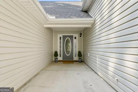 Exterior - 209 Chinns Way, Hampton, GA 30228 photo 2 of 5