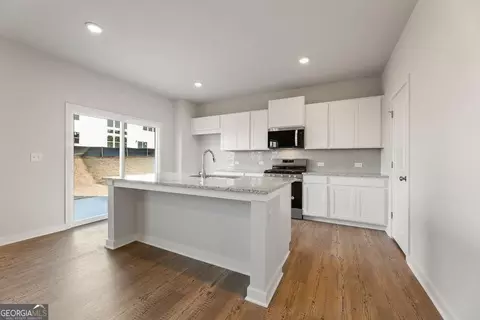 Kitchen - 314 Conservation Trl, Jefferson, GA 30549 photo 2 of 2