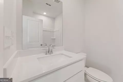 Bath - 314 Conservation Trl, Jefferson, GA 30549 photo 1 of 2