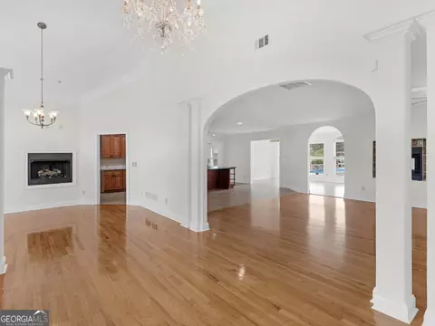 Living - 25 Walnut Ln, Covington, GA 30014 photo 2 of 21